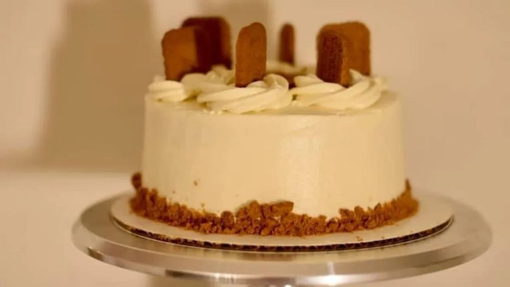 Biscoff Sponge Cake