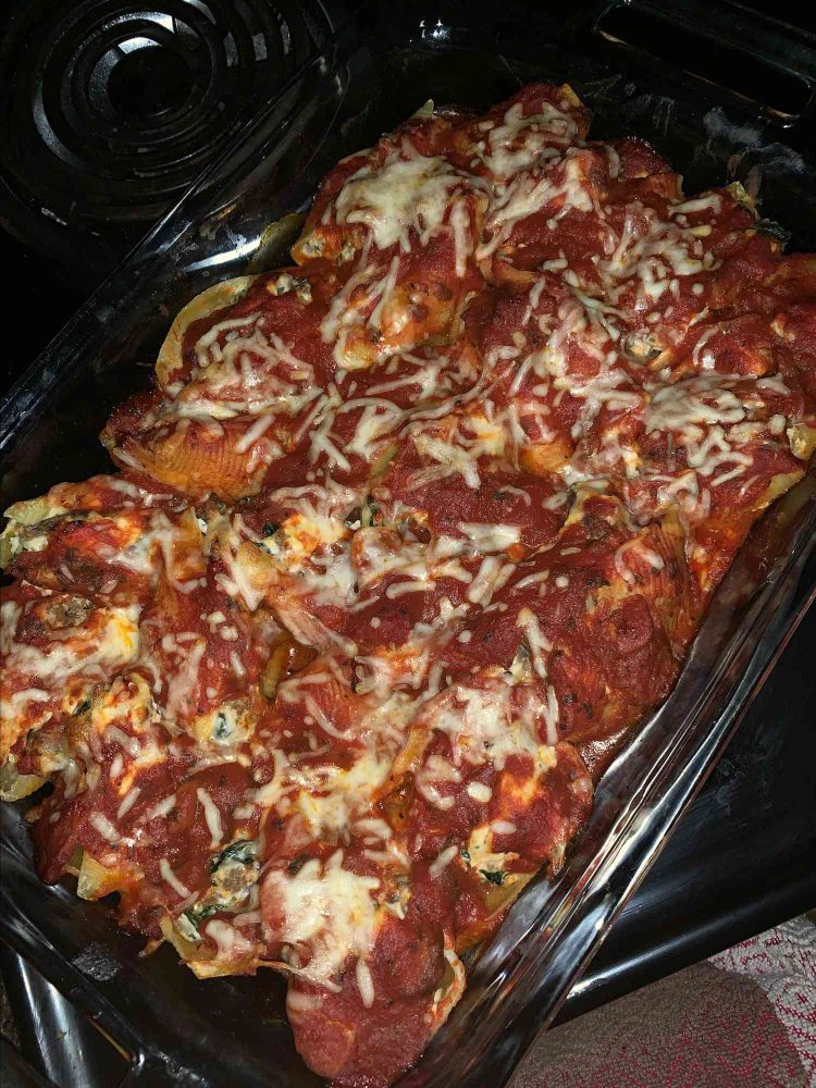 Giant Stuffed Pasta Shells