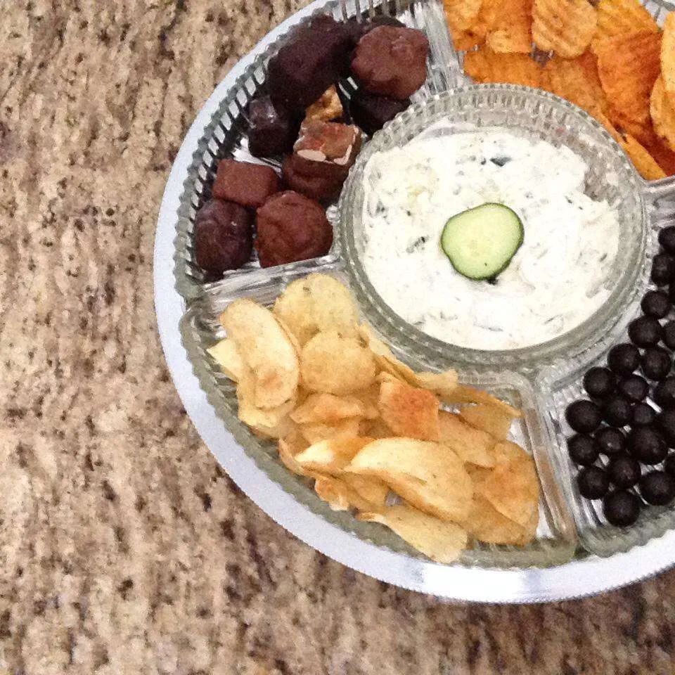 Fast and Easy Chip Dip