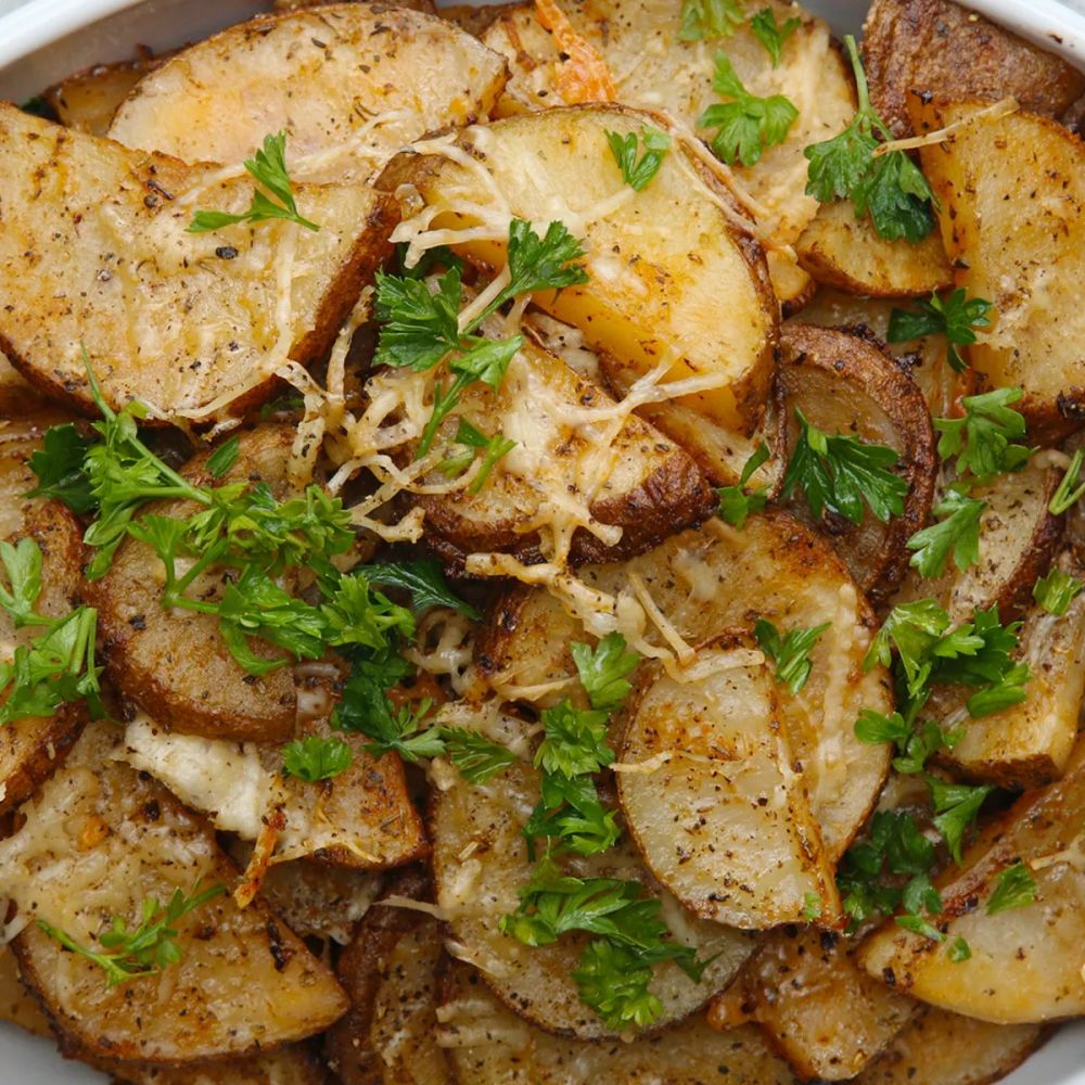 Roasted Garlic Parmesan Potatoes