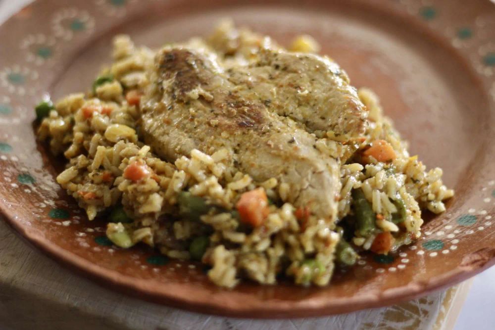 Peruvian Arroz con Pollo (Peruvian Rice and Chicken)