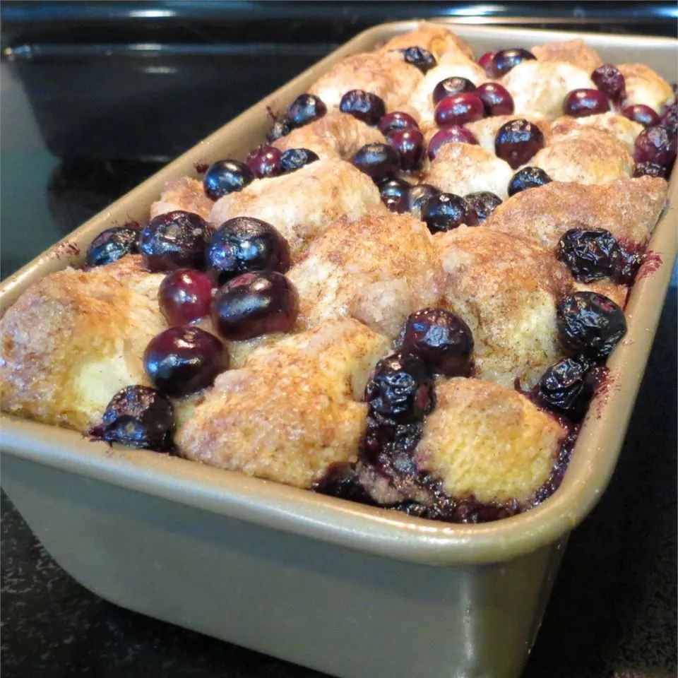 Blueberry Buckle Pull-Apart Bread