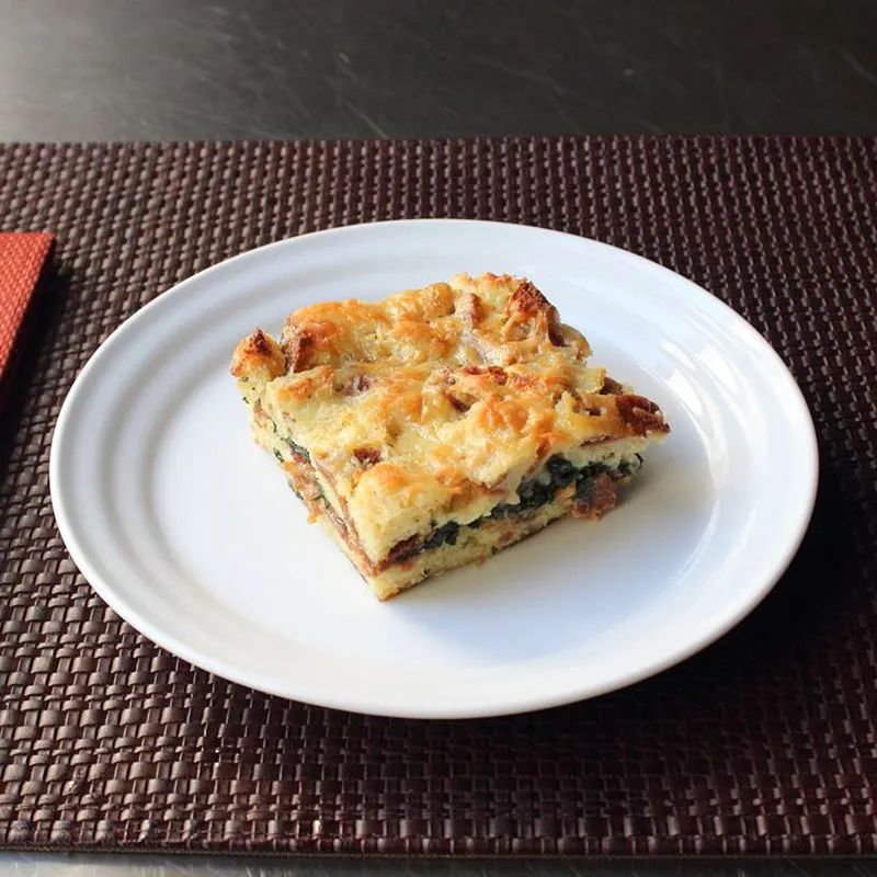 Bacon, Cheddar and Spinach Strata