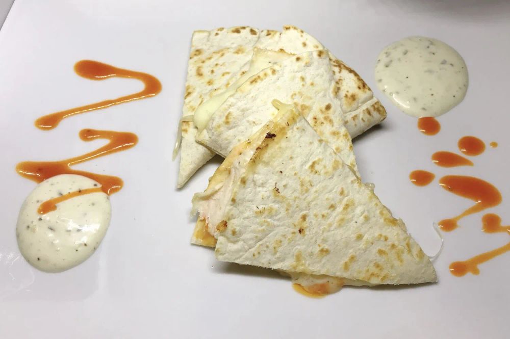 Easy Buffalo Chicken Quesadilla