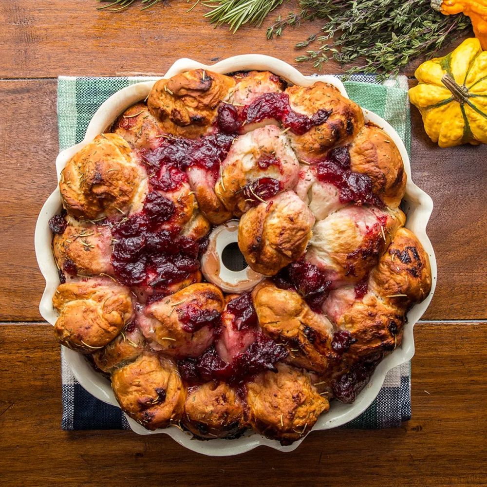 Pull-Apart Holiday Monkey Bread