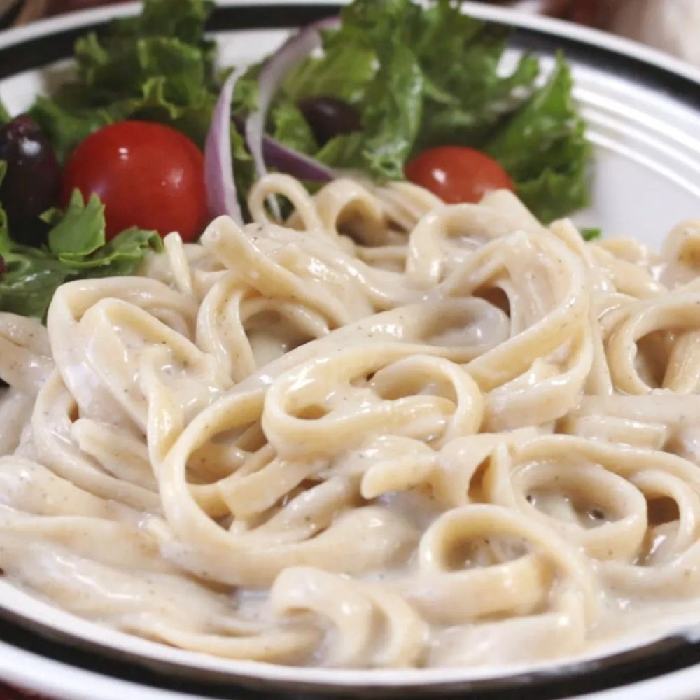 Vegan Fettuccine Alfredo Pasta