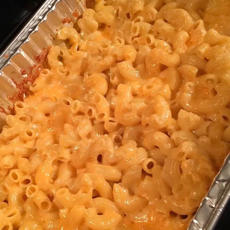 Mom's Baked Macaroni and Cheese