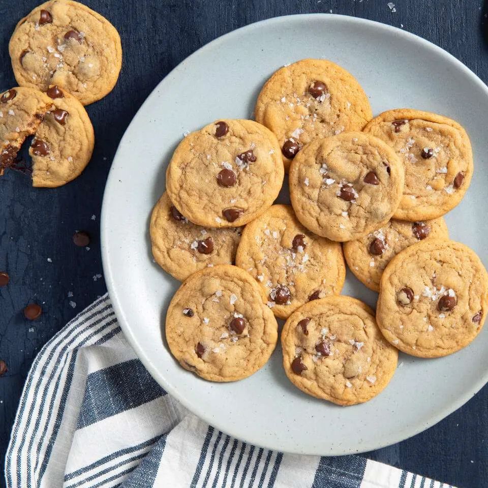 Soft and Chewy Chocolate Chip Cookies