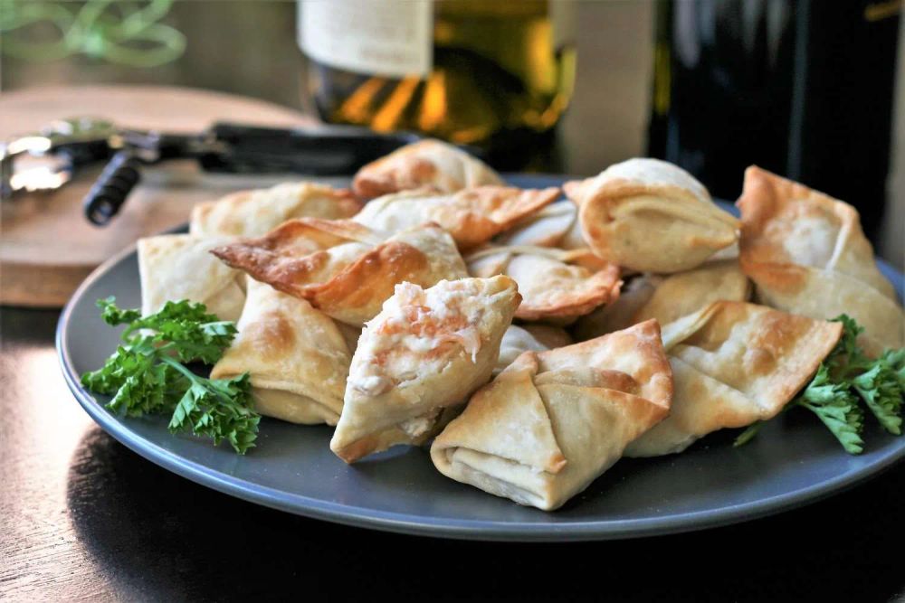 Air Fryer Smoked Salmon Wontons