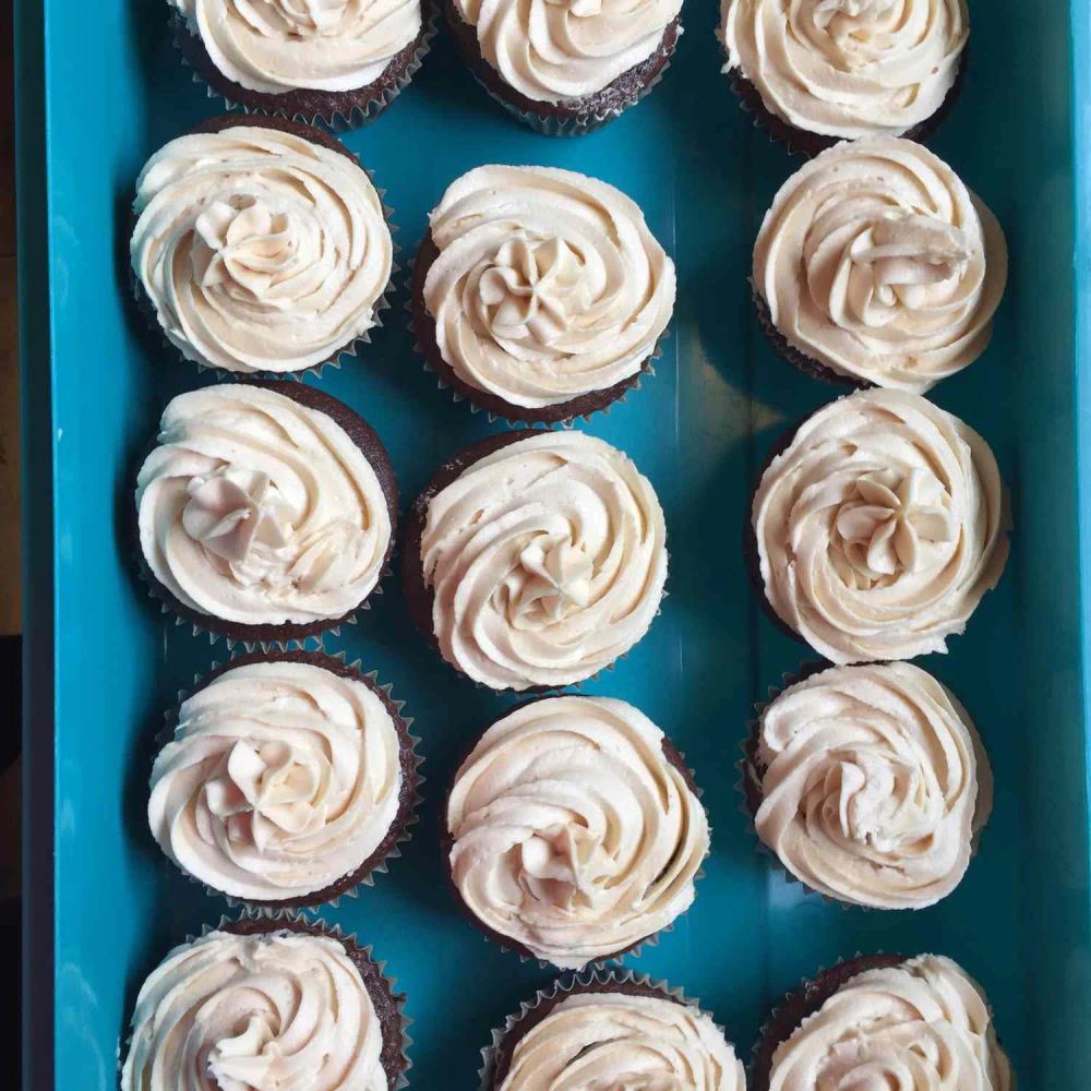 Creamy Peanut Butter Icing