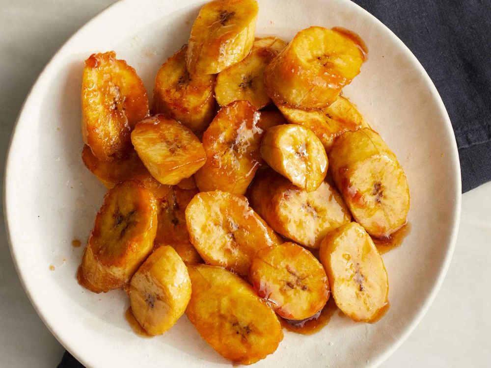 Sautéed Sweet Plantains (Tajaditas Dulces de Platano)