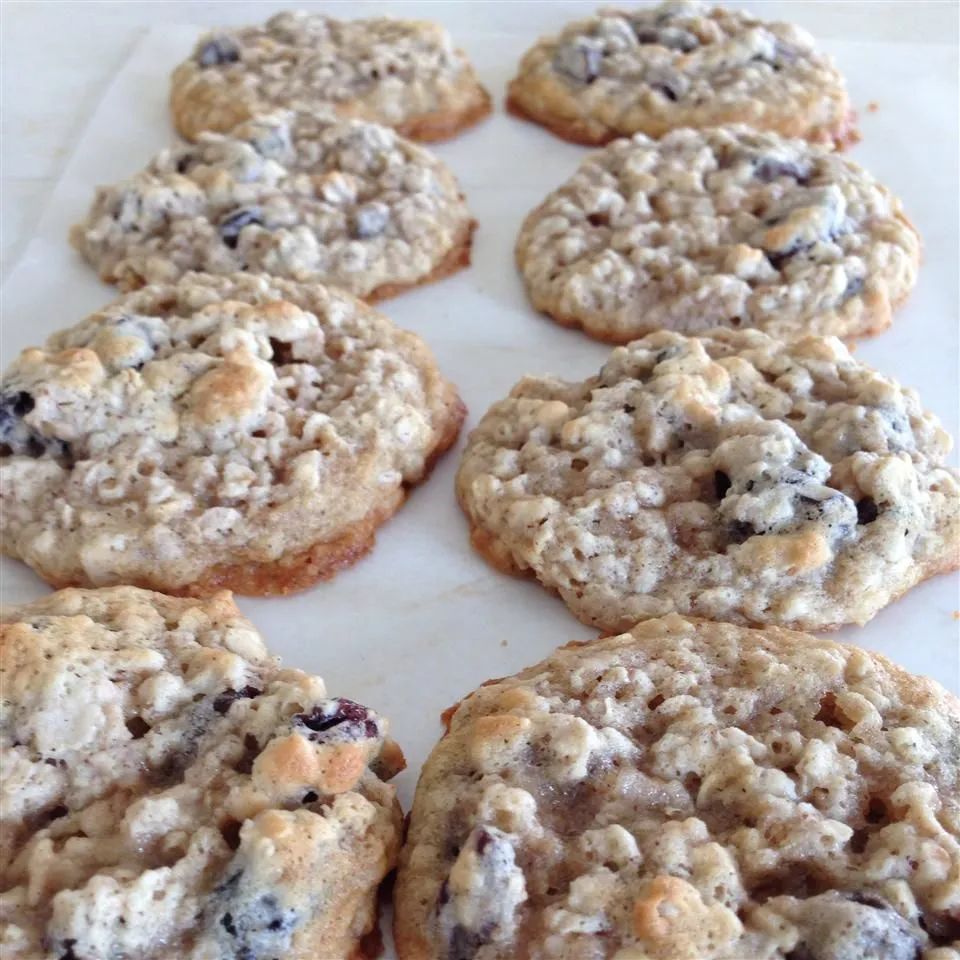 Raisin Oatmeal Cookies