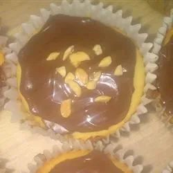 Reese's Peanut Butter Cup Cupcakes