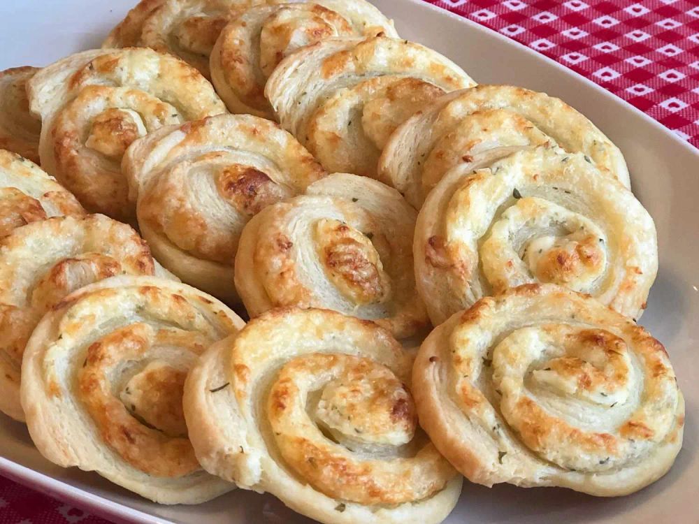 Easy 3-Ingredient Cheese Pinwheels