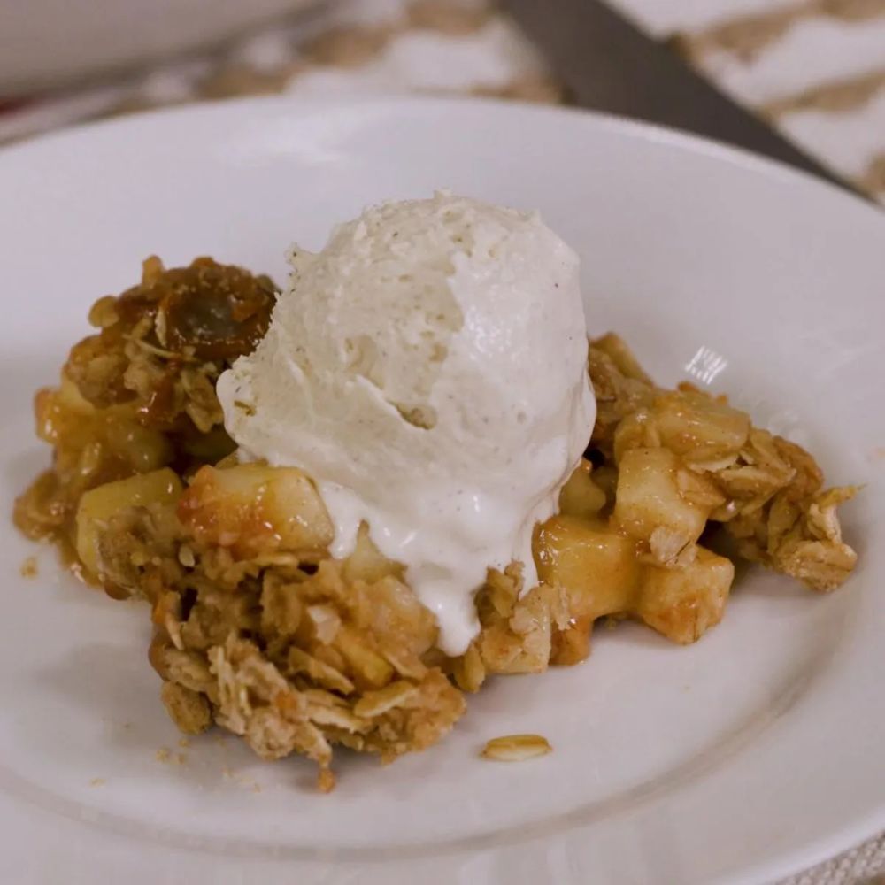 Dulce De Leche Apple Crisp