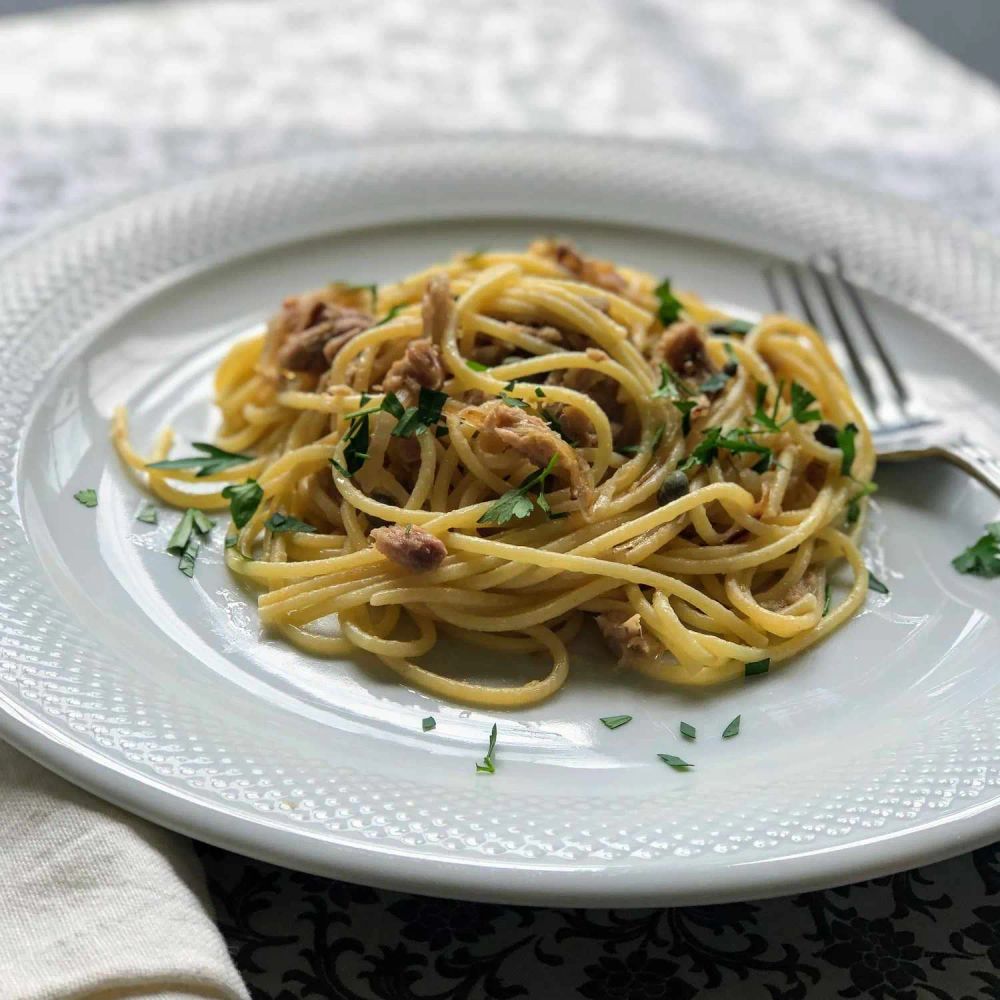 Spaghetti with Tuna and Capers