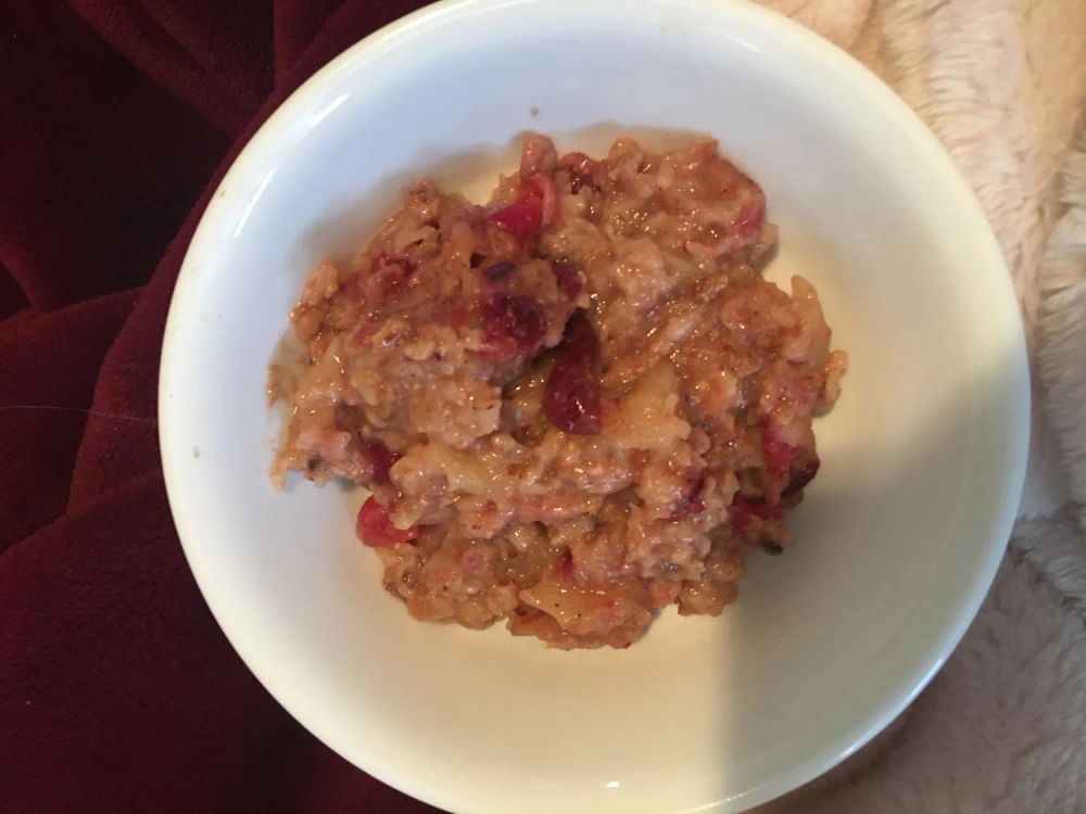 Instant Pot® Cranberry-Apple Oatmeal