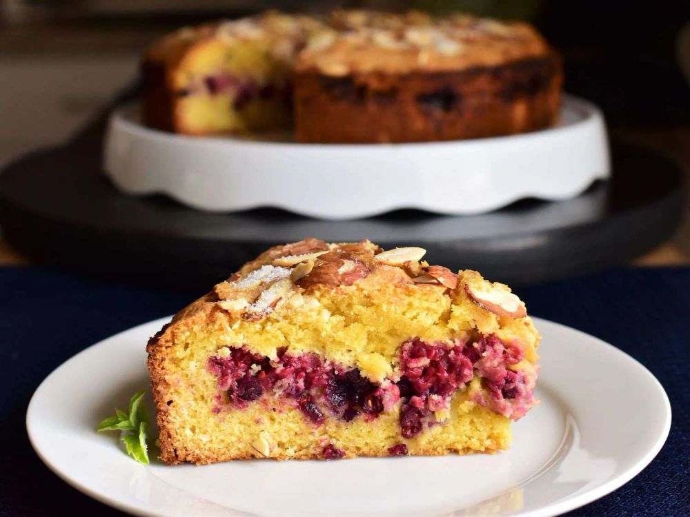 Mixed Berry Almond Cake