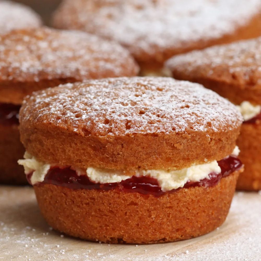 Mini Victoria Sponges