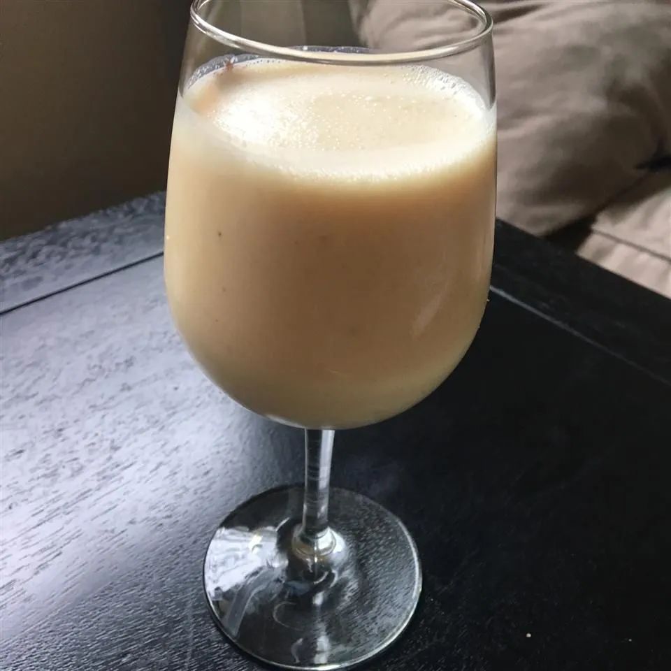 Easy Mango Lassi