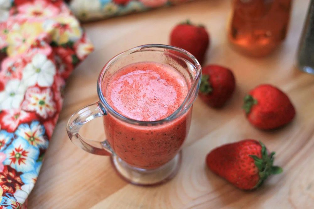 4-Ingredient Strawberry Vinaigrette