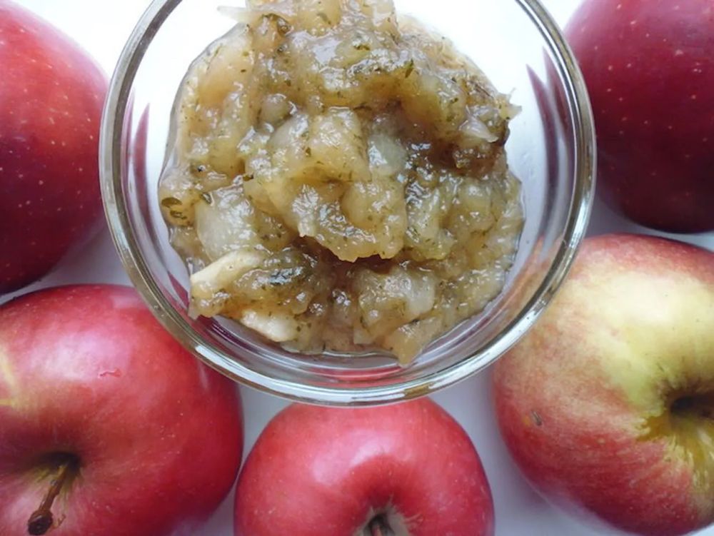 Apple-Thyme Chutney