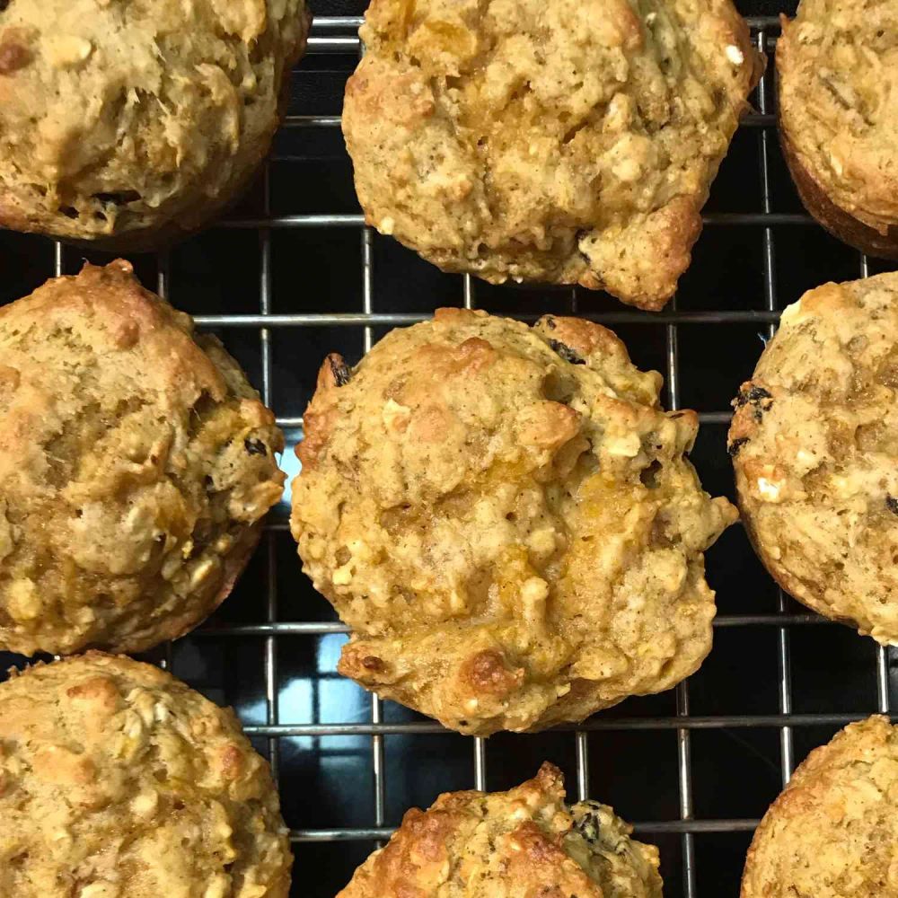 October Oatmeal Pumpkin Muffins