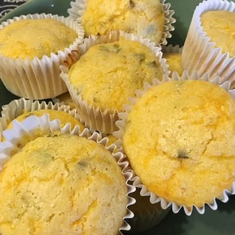 Spicy Cornbread Mini-Muffins