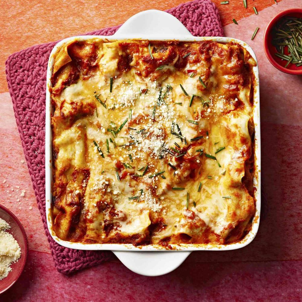 Italian Sausage and Mushroom Lasagna with Béchamel Sauce