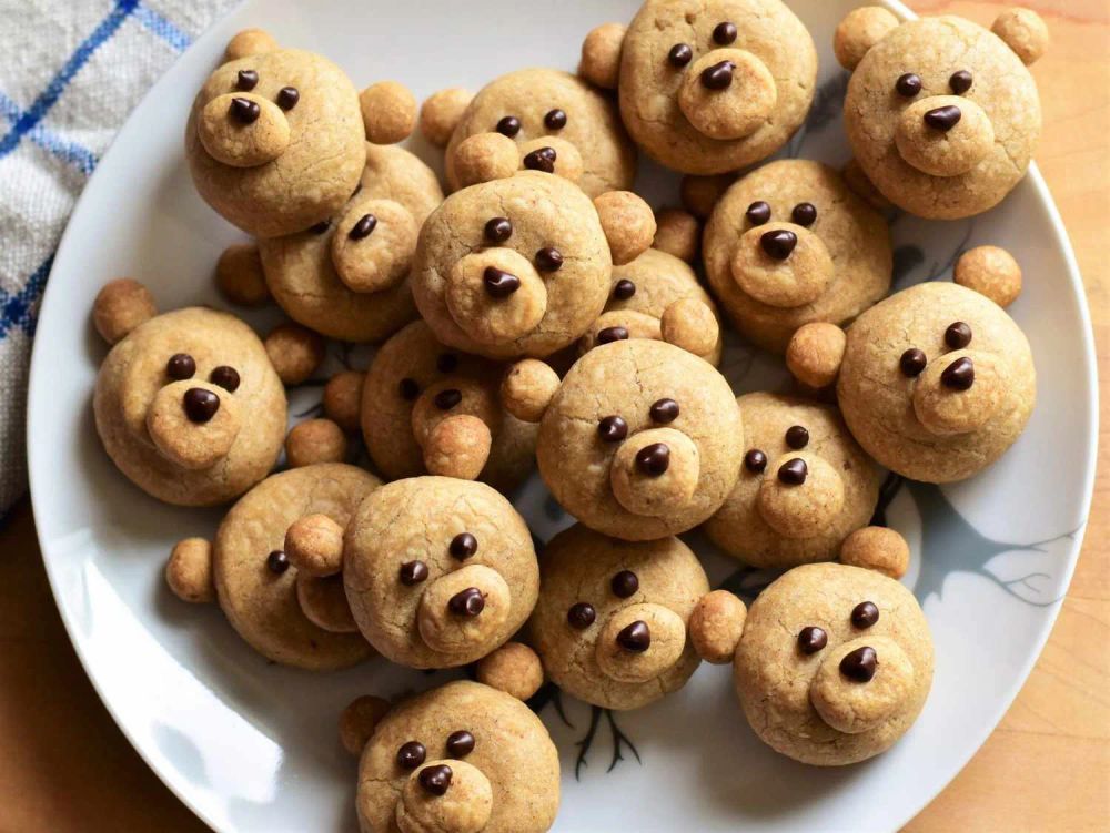 Brown Butter-Maple Shortbread Bear Cookies