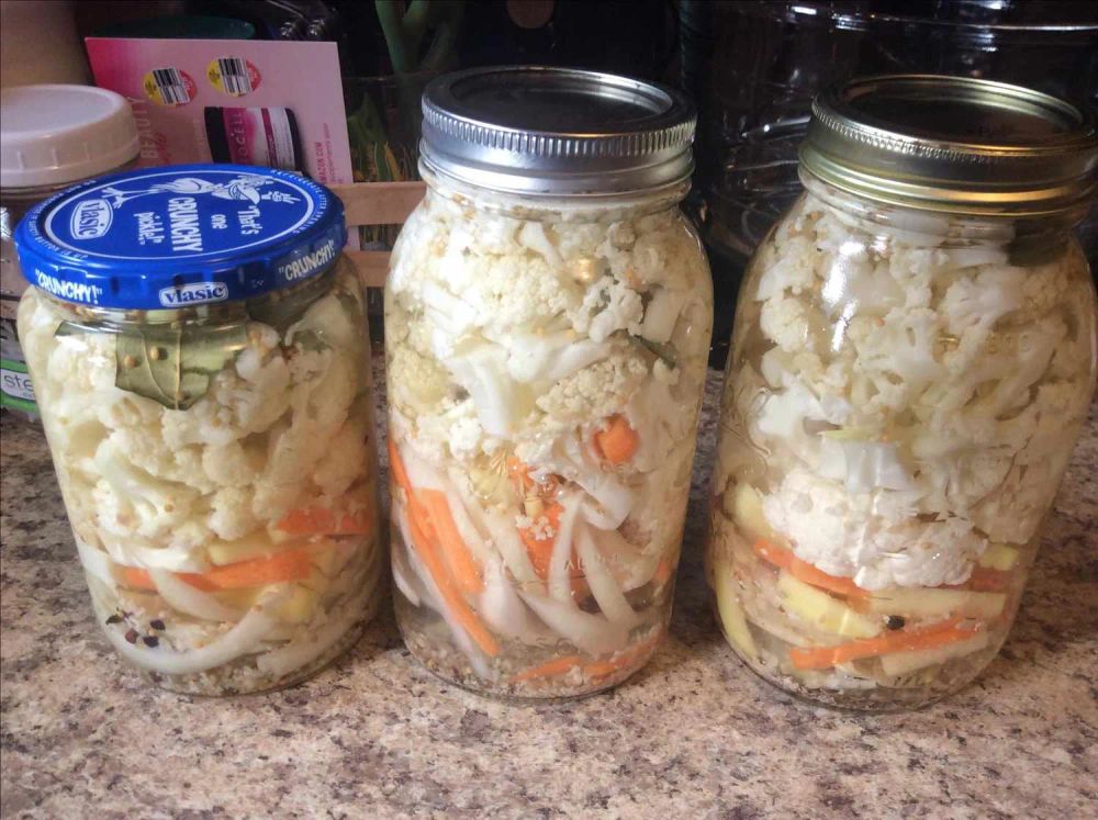 Hungarian Pickled Cauliflower