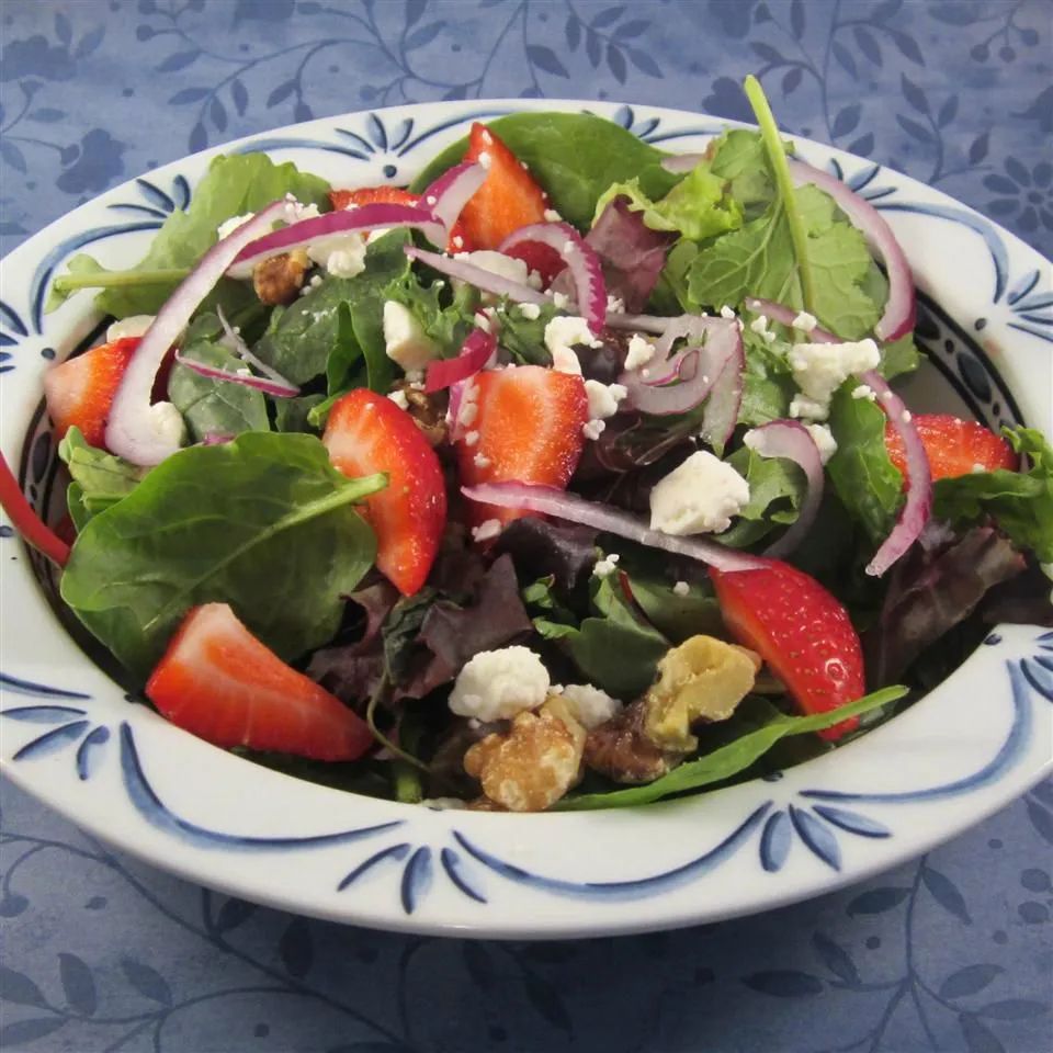 Summer Strawberry Salad