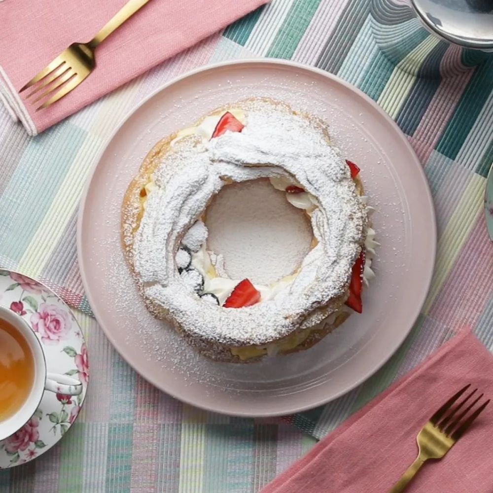 Berries & Cream Puff Ring