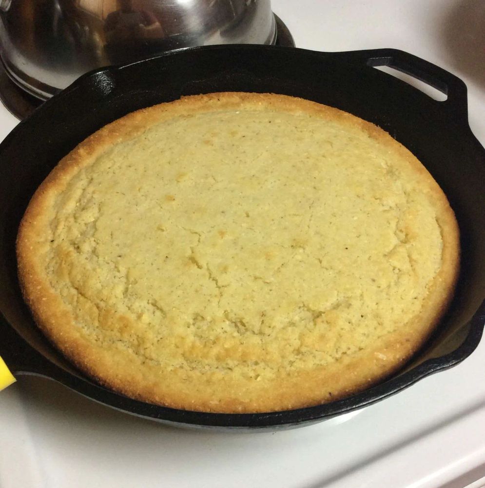 Cast Iron Skillet Buttermilk Cornbread