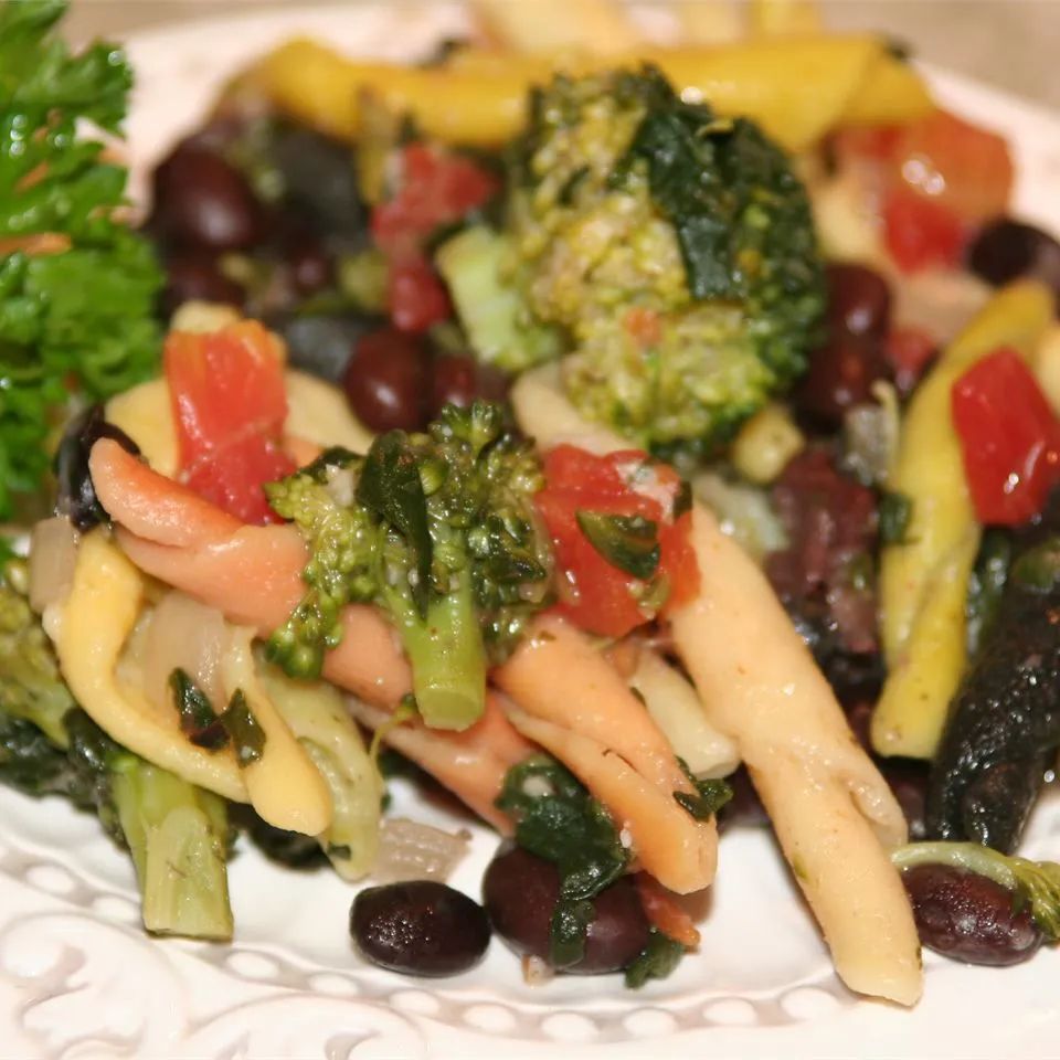 Spinach and Black Bean Pasta