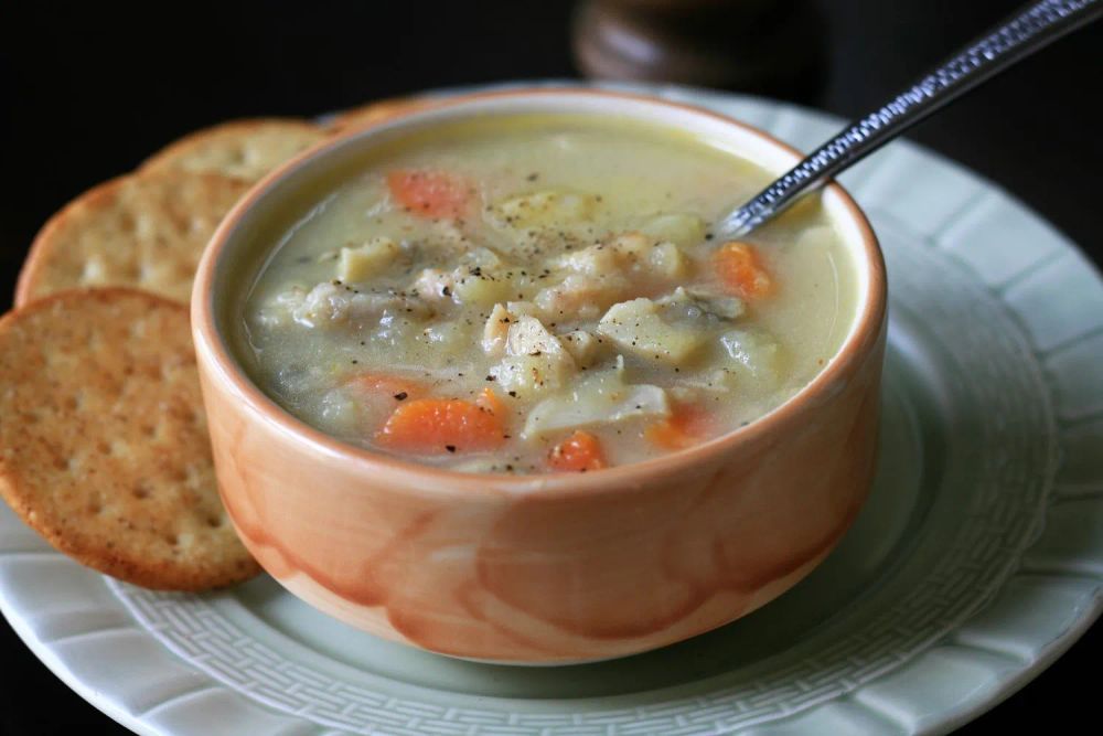 Cauliflower Clam Chowder (Low Calorie)