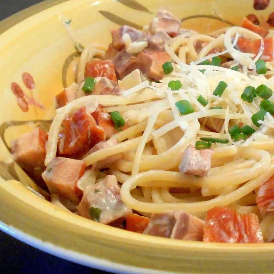 Easy Smoked Salmon Pasta