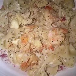 Amazing Seafood Pasta with Lobster