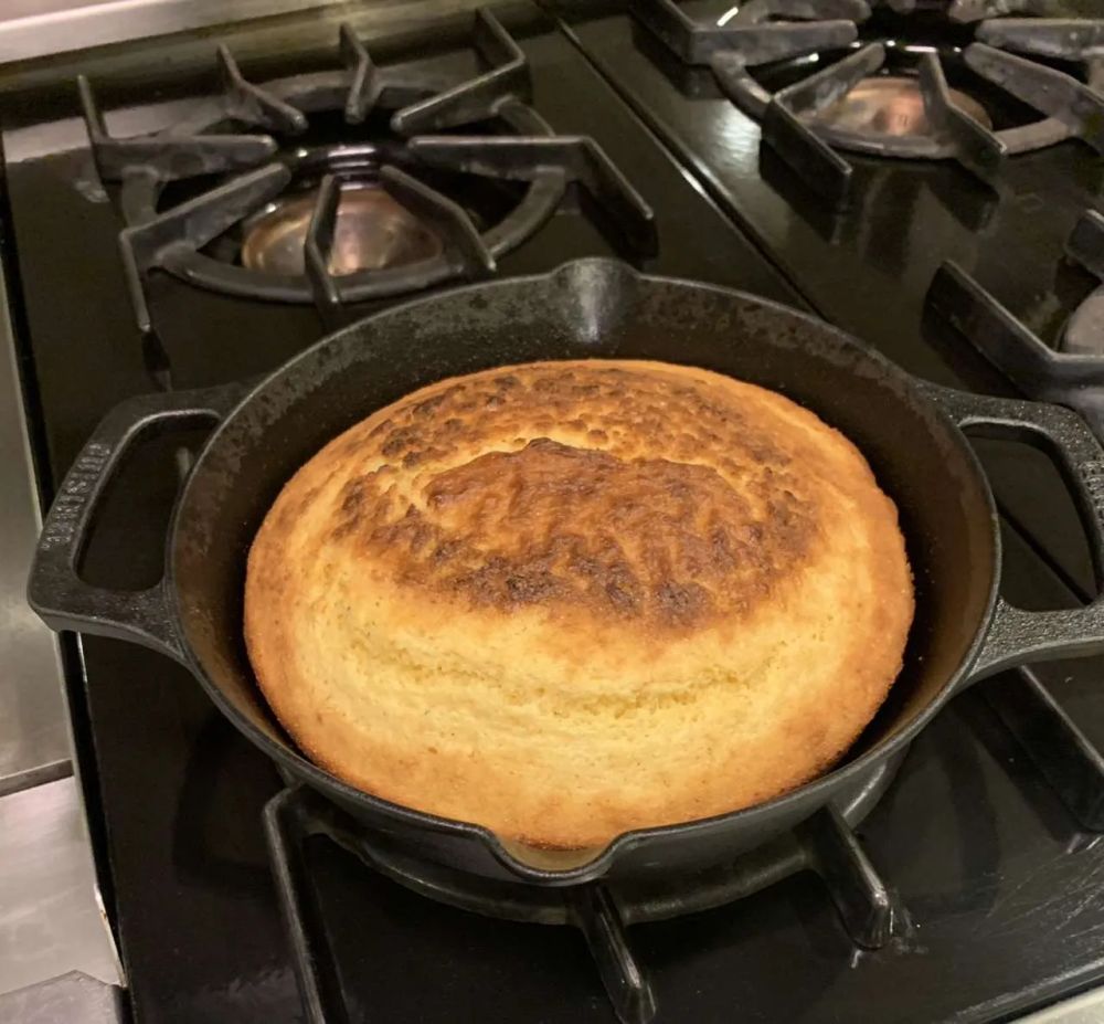 Mom's Sweet Buttermilk Corn Bread