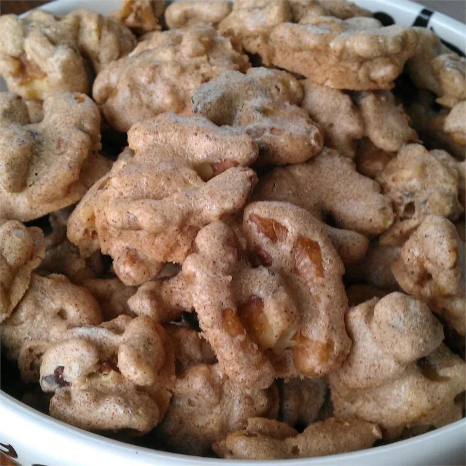 Crusted Cinnamon Walnuts