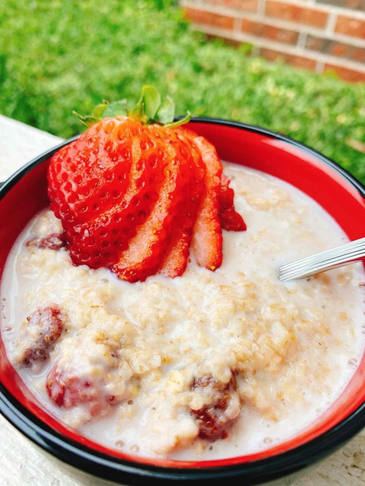 Instant Pot® Strawberries and Cream Oatmeal