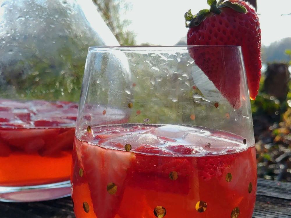 Strawberry Sangria