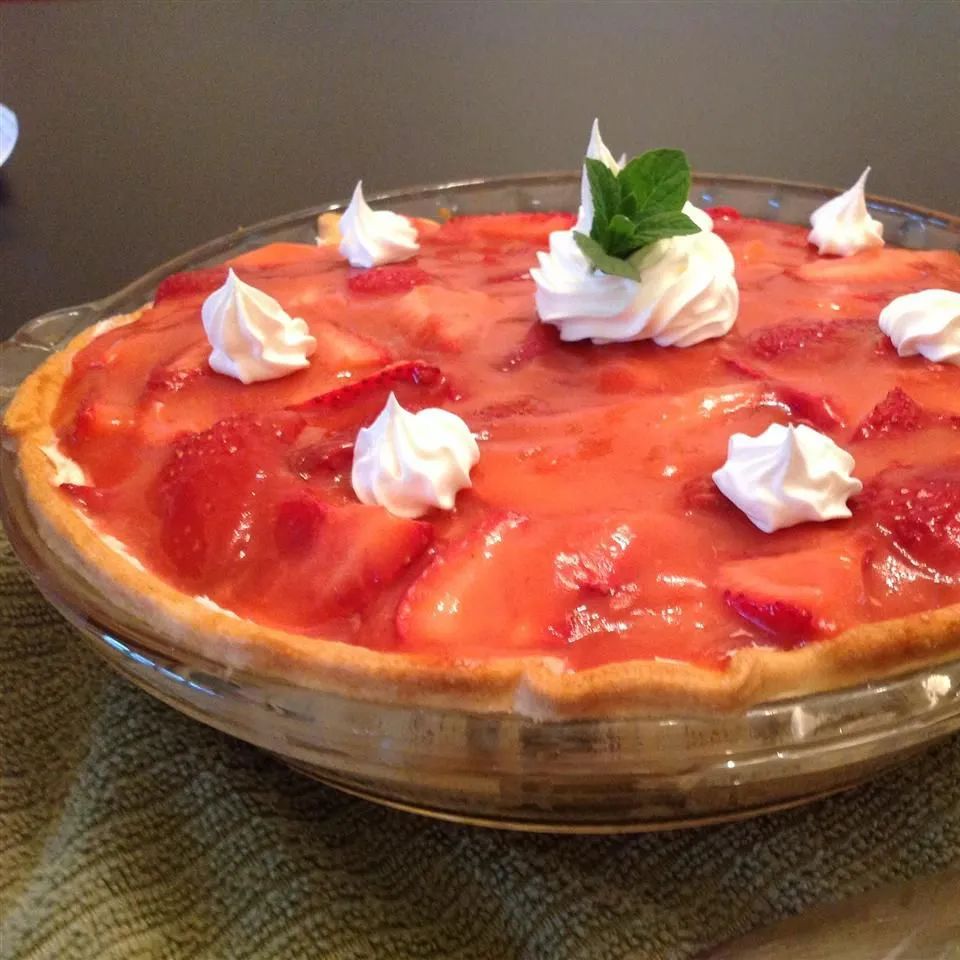 Rock Creek Lake Fresh Strawberry Pie