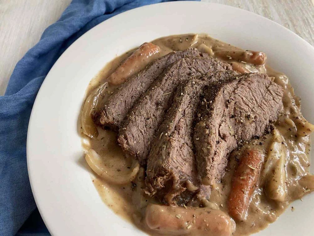 Slow Cooker Tri-Tip Roast