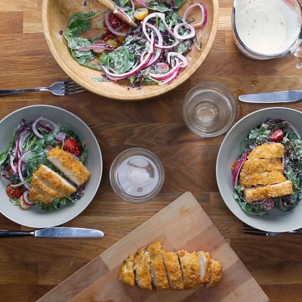 Creamy Garlic Parmesan Crispy Chicken Salad