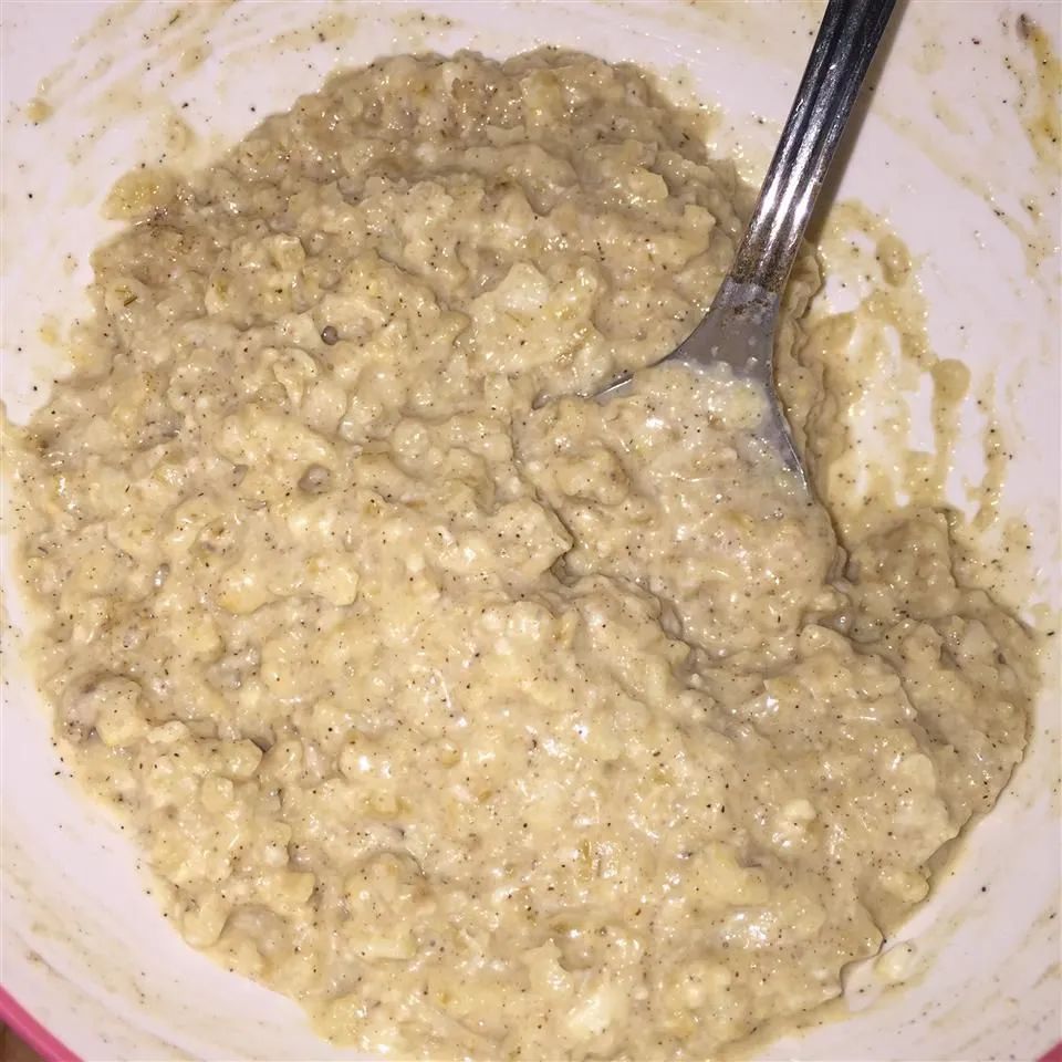 Quick and Easy Peanut Butter Oatmeal