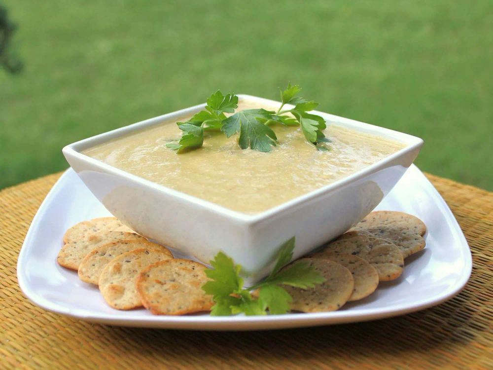 Low Carb Cauliflower Leek Soup