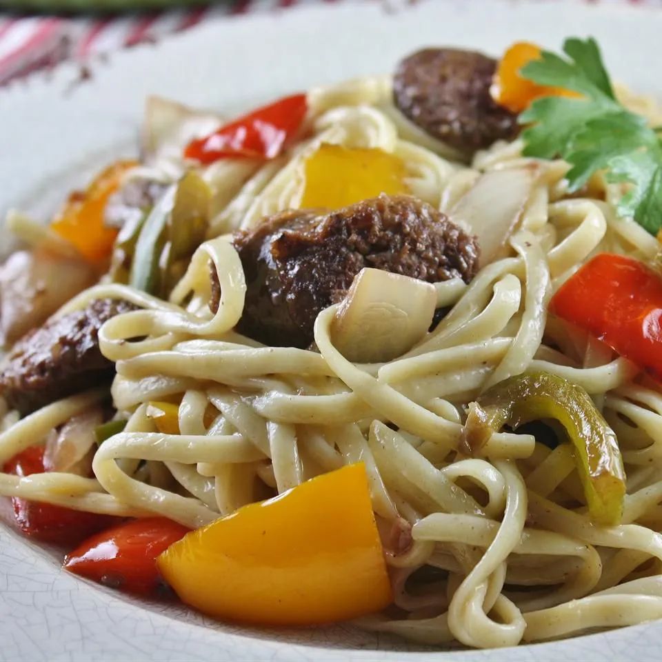 Linguine with Peppers and Sausage