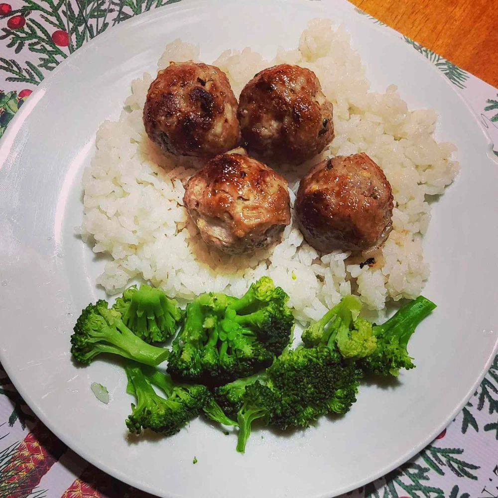 Vietnamese Lemongrass Meatballs