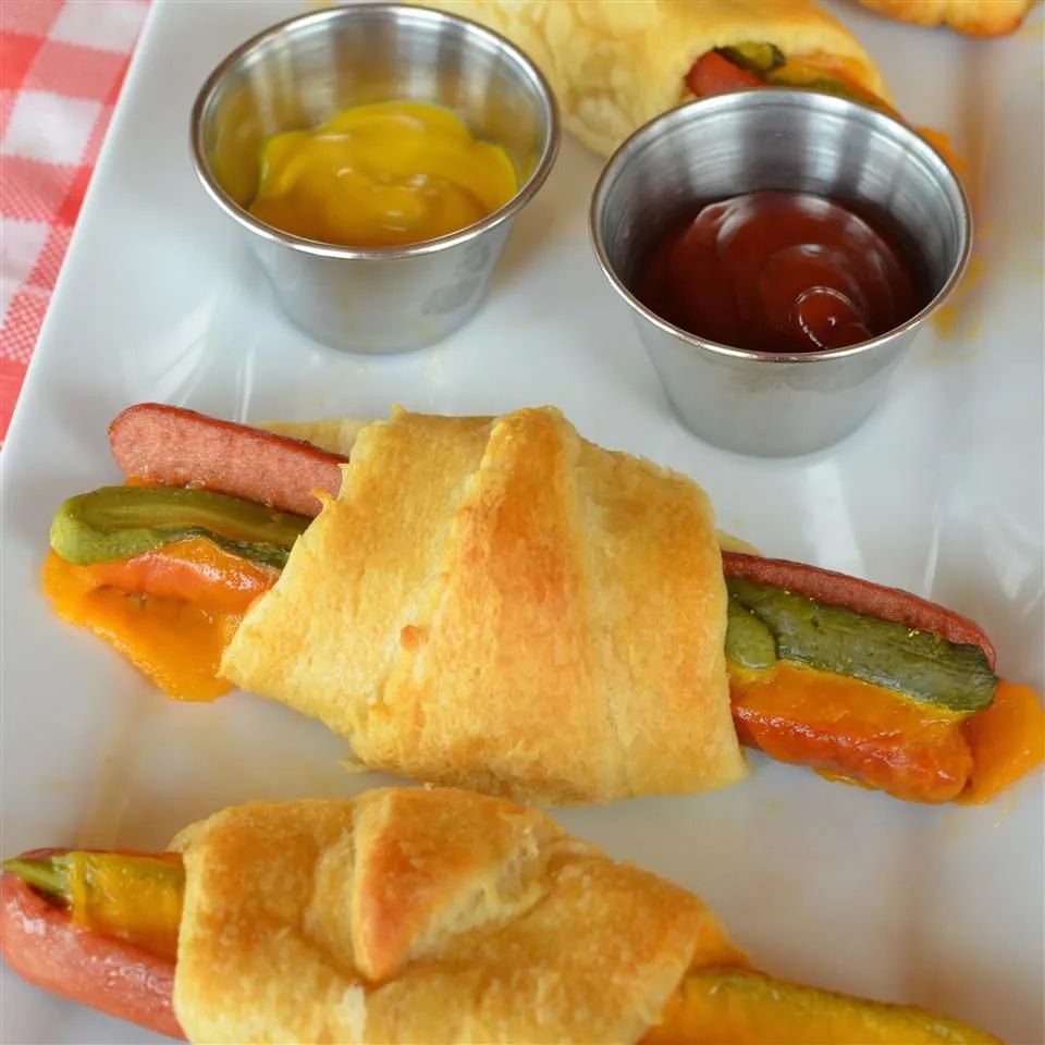 Easy Cheesy Hot Dog Crescent Rolls